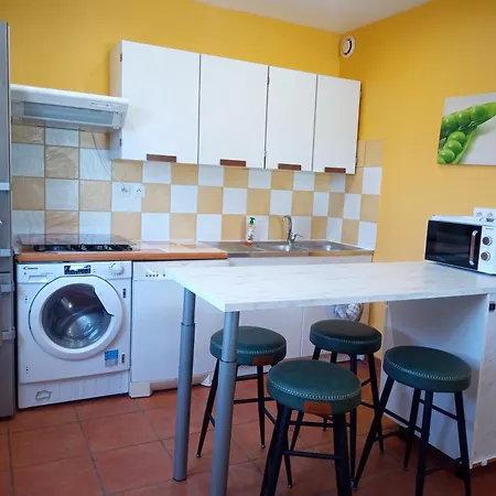 Cosy Classe Avec Piscine, Pres De La Et Des Tresors Du Languedoc Apartament *