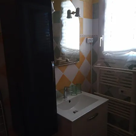 Cosy Classe Avec Piscine, Pres De La Et Des Tresors Du Languedoc Apartament Puissalicon