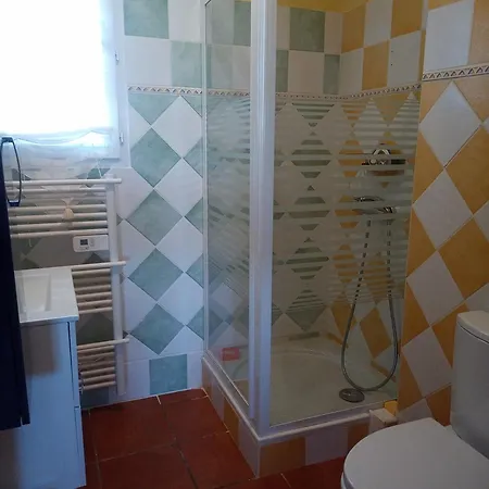 Cosy Classe Avec Piscine, Pres De La Et Des Tresors Du Languedoc Apartament *