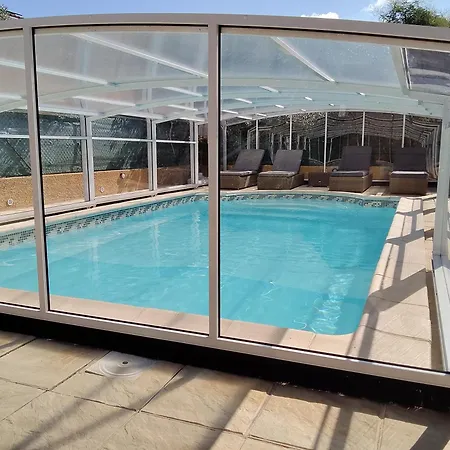 Cosy Classe Avec Piscine, Pres De La Et Des Tresors Du Languedoc Apartament *